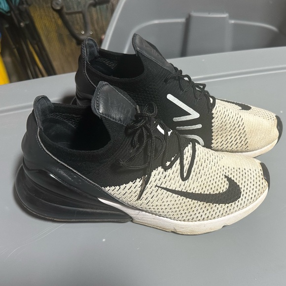 Men’s AirMax270 white/black - Picture 1 of 3
